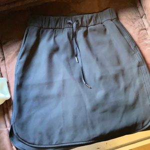 Like new lululemon skirt